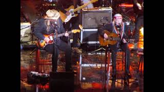 WILLIE NELSON amp CHRIS STAPLETON Perform WHISKEY RIVER at 2023 Rock amp Roll Hall of Fame Complete [upl. by Atiuqcaj]