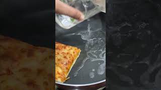 VIRAL Hack to Reheat Pizza Without Microwave😳  Kitchen Hacks😍 [upl. by Georglana]