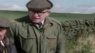 Last of the Summer Wine S08E02 Keeping Britain Tidy [upl. by Bouzoun673]