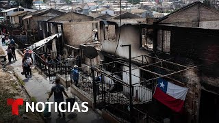 Chile decreta duelo nacional por los fallecidos en la ola de incendios  Noticias Telemundo [upl. by Enoj]