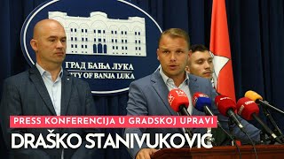 Press konferencija Draška Stanivukovića u Gradskoj upravi [upl. by Niwdog316]