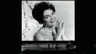 CONNIE FRANCIS quotPISCATURE E PUSILLECOquot [upl. by Lehsar]