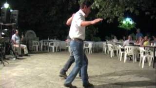 SamosΣάμος traditional greek dance on platía in Kastaneá  παραδοσιακό χορό  GreeceΕλλάδα [upl. by Eitak]