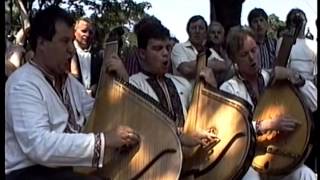 Cleveland Bandura Trio on a Lviv park bench 1990  Тріо Бандуристів Клівленду  Львів [upl. by Ahtreb]