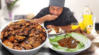 NAGMAMANTIKANG ISANG KAWALING ADOBONG BABOY GIANT MANGGA AT BAGOONG Filipin Food Mukbang [upl. by Nassir]