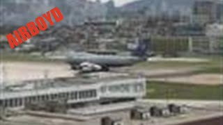 United Airlines 747 Long Takeoff Roll Kai Tak Airport [upl. by Anil105]