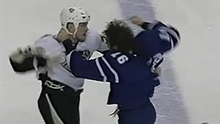 Tucker vs Ruutu Jan 3 2008 [upl. by Yesnnyl]