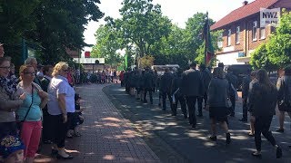 Schützenfest in Wüsting – 300 Schützen bei Festumzug [upl. by Hedaza]