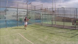 Exercices  Sortie de vitre coup droit  Julien Bondia  Avantage padel [upl. by Enyrb]