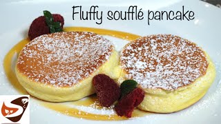 Pancake per la prima colazione morbidi come una nuvola Dolci fluffy souffle [upl. by Odarnoc]