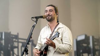 Noah Kahan spreads mental health awareness through livestream initiative during soldout Fenway s [upl. by Ecnedurp]