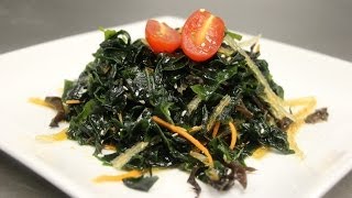 How to Make Seaweed Salad Wakame Salad [upl. by Cummins]