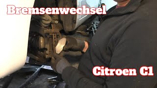 Bremsklötze und Scheiben wechseln  Citroen C1 [upl. by Ard]