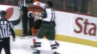 Owen Nolan vs Braydon Coburn Sep 29 2009 [upl. by Ramgad]