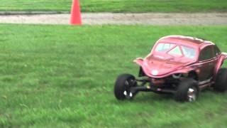 CRASHING BAJA 5T 15 scale VW BUG BODY RC [upl. by Aelgna]