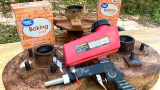 Soda Blasting with REGULAR Baking Soda  Cheap Harbor Freight Blaster  Cleaning Rusty Trailer Hubs [upl. by Nolyar881]