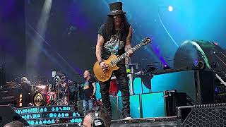 Guns N Roses live  Estranged  Tottenham Hotspur Stadium London 2022 [upl. by Oisorbma]