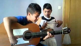 niños cantando por el culto unos mostros [upl. by Krein]