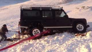 Defender 110 snow Grand Bornand Haute Savoie dec 2013 [upl. by Newberry]