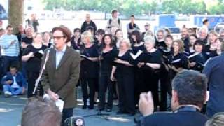 Ray Davies amp The Crouch End Festival Chorus  Waterloo Sunset [upl. by Anstice108]