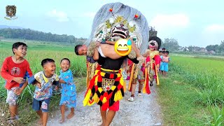 NGAKAK  BARONGAN NGAMUK TANGKAP BOCIL PENGEJEK  BARONGAN TARUNO ADI JOYO LIVE KAWENGAN [upl. by Ihel490]