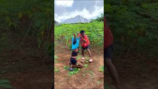 Enfant de cultivateur fait lamour au princesse du village dans la brousse de manioc viralvideo [upl. by Samella670]