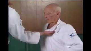 Helio Gracie Juijitsu Self Defense [upl. by Essirehs]