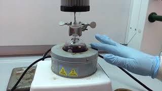 Reaction reflux using a waterless condenser [upl. by Alig]