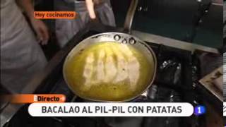 Receta de Bacalao al pil pil con patatas ED [upl. by Notneb49]