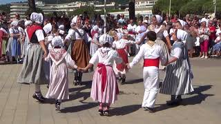 Fête des vendanges à Sainte Maxime 2017 [upl. by Asirak]