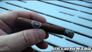 Camacho Corojo Machitos Cigar Review From StickReviewcom [upl. by Mide]