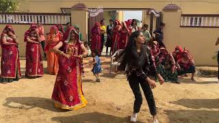 Panido pilade chori jaata ki marwadi dance video viral trending youtubevideo superhit [upl. by Herschel]