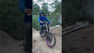 TUTUP TELINGA MOTOR AYAH BISING shortvedio shorts herex youtubeshorts motorcycle [upl. by Marlow]