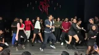 Javed Jaffrey Dance on Hrithik Song Ghungroo tut gaye  Must Watch [upl. by Kay770]