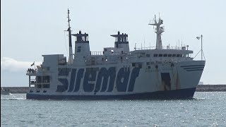 Traghetto ANTONELLO DA MESSINA della SIREMAR in arrivo al porto di TRAPANI [upl. by Nettle]