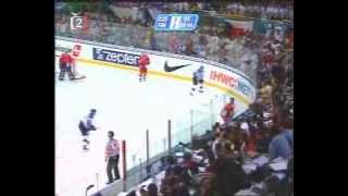 David Moravec  Gold medal goal against Finland 2001 World Championships final [upl. by Xineohp]