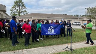 Food service workers speak out over poverty wages in Duval County schools [upl. by Notneiuq]