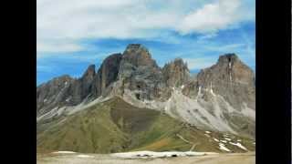 Impressionen vom Bergwandern  Fassatal Dolomiten [upl. by Nannette]