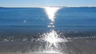 Hyères  Calme plat hier matin sur la plage aux Salins dHyères [upl. by Aicat]