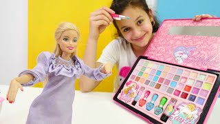 Barbie ile manikür yapma ve makyaj yapma oyunu Kız çocuk videosu [upl. by Irah]