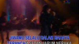 Nicky Astria  Jarum Neraka Live [upl. by Akselav]