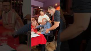 Waitress comes to the rescue of an elderly man with Alzheimers this restored my faith in humanity [upl. by Adla375]