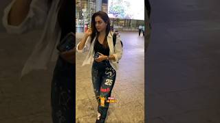 Genelia DSouza spotted at airportgeneliadsouzabollywoodactress [upl. by Issirk]