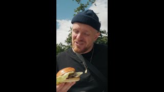 Klassisk burger fra Hubb Kitchen på Frederikgsberg [upl. by Verina]