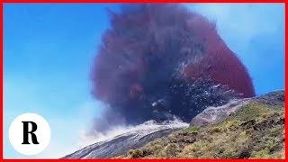 Stromboli lesplosione e poi la fuga il video girato dal sopravvissuto [upl. by Annawak]