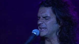 Ricardo Arjona  Animal nocturno En vivo  Teatro Ópera 1995 [upl. by Salhcin]