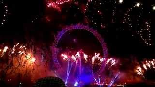 London NYE Fireworks 2015 [upl. by Eudosia]