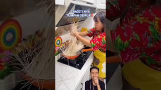 SPAGHETTI NYA TUMPAH SEMUA‼️spaghetti funny comedy shorts [upl. by Harbot]