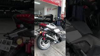 Pemasangan Ban Pirelli Diablo Rosso Scooter di Yamaha XMax shopandbike [upl. by Artemas]