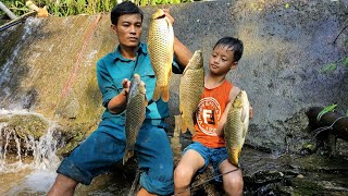 The policeman helped the poor boy catch fish to sell at the market a meaningful story [upl. by Yramliw]